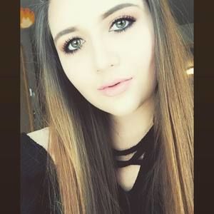 Meet your Posher, Victoria